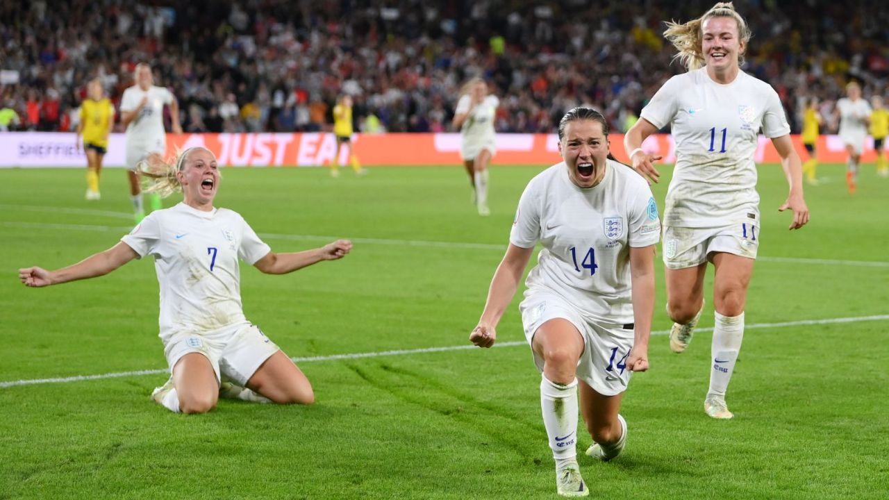 Radość reprezentantek Anglii. Zagrają w finale Euro 2022 (fot. Getty Images)