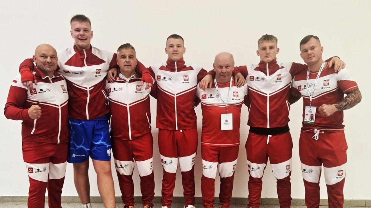 W rywalizacji mężczyzn na ME juniorów w Ostrawie awans do półfinału wywalczyli: Fabian Urbański, Kajetan Bajzert i Krzysztof Zakrzewski (fot. Polski Związek Bokserski)