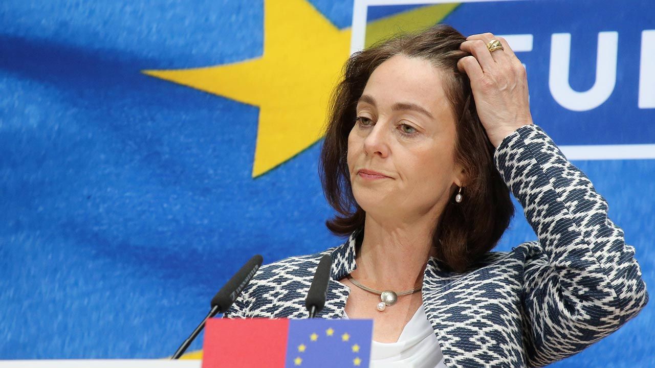 Wiceprzewodnicząca PE o możliwości zablokowania funduszy unijnych (fot. PAP/Wolfgang Kumm/DPA) Wiceprzewodnicząca PE o możliwości zablokowania funduszy unijnych (fot. PAP/Wolfgang Kumm/DPA)