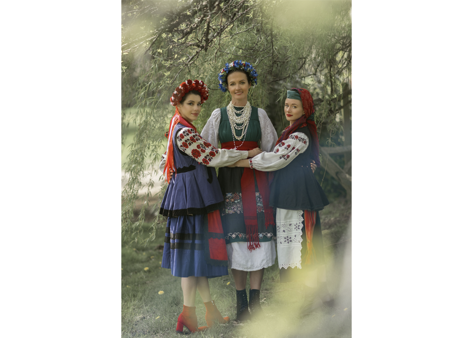 Украінскія строі. (Фота: Lesia Wilcox / Lesia Photography Studios)
