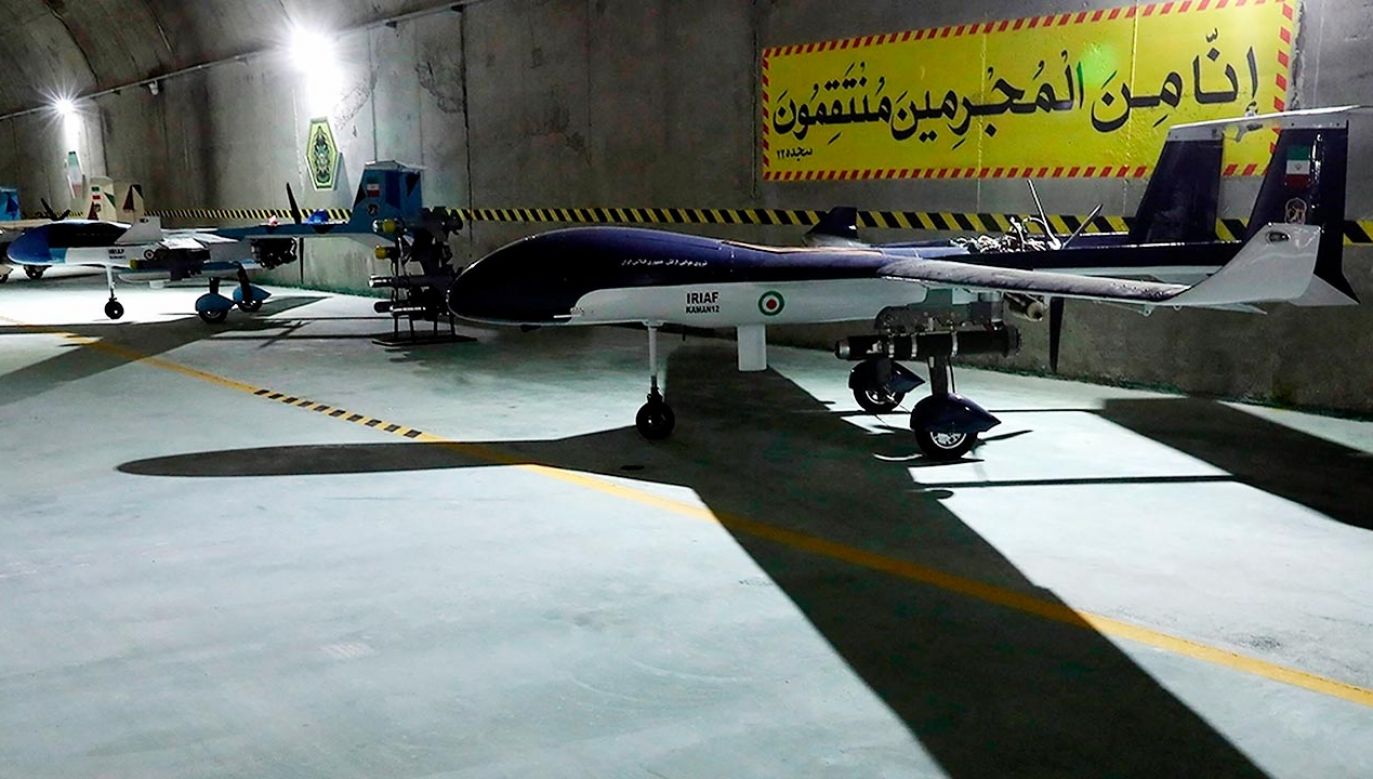 USA podały, że według pozyskanych informacji  Rosja otrzymuje materiały z Iranu, by zbudować fabrykę dronów (fot. PAP/Abaca)