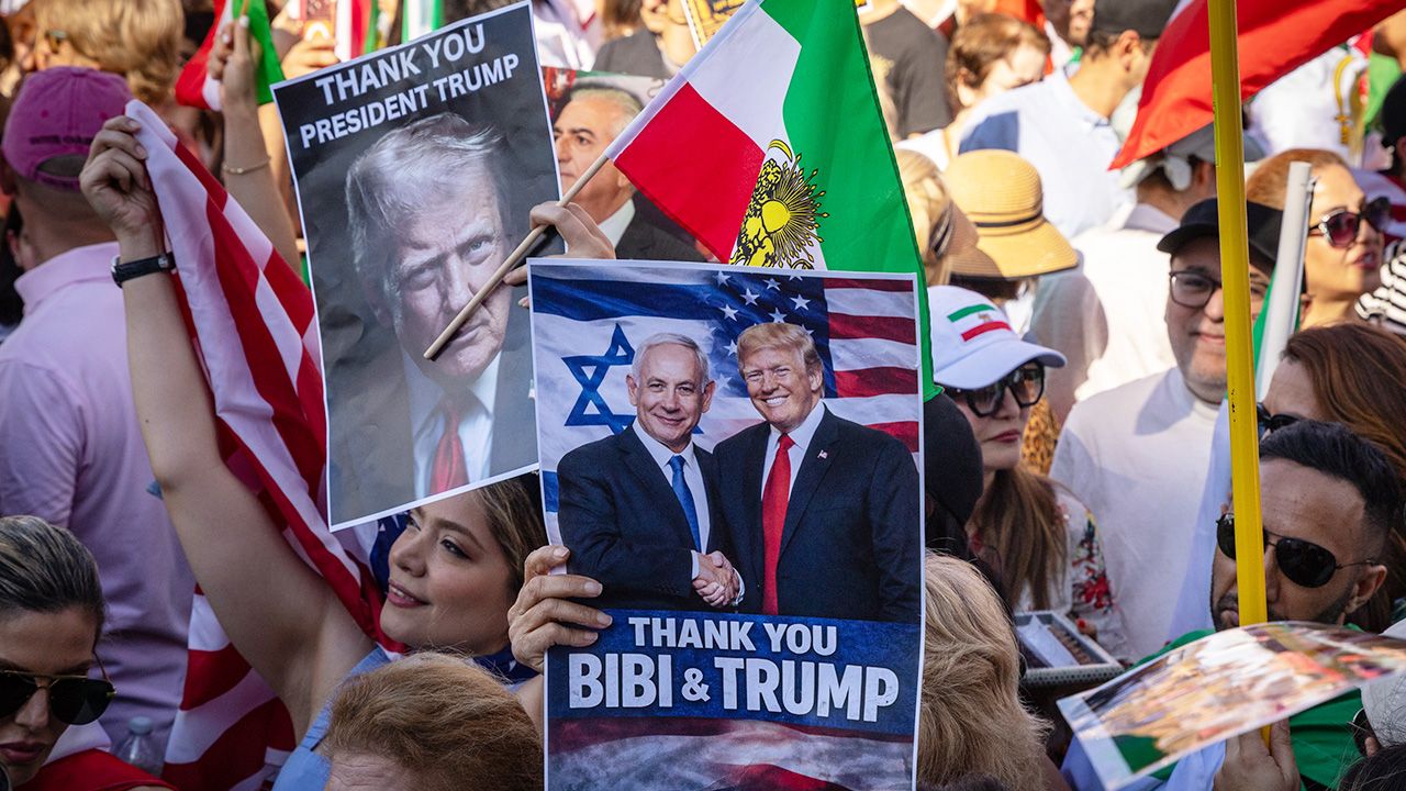 Sekretarz Najwyższej Rady Bezpieczeństwa Narodowego Iranu Ali Laridżani oświadczył, że Teheran nie zamierza prowadzić negocjacji z Waszyngtonem. Polityk w mediach społecznościowych zaprzeczył...