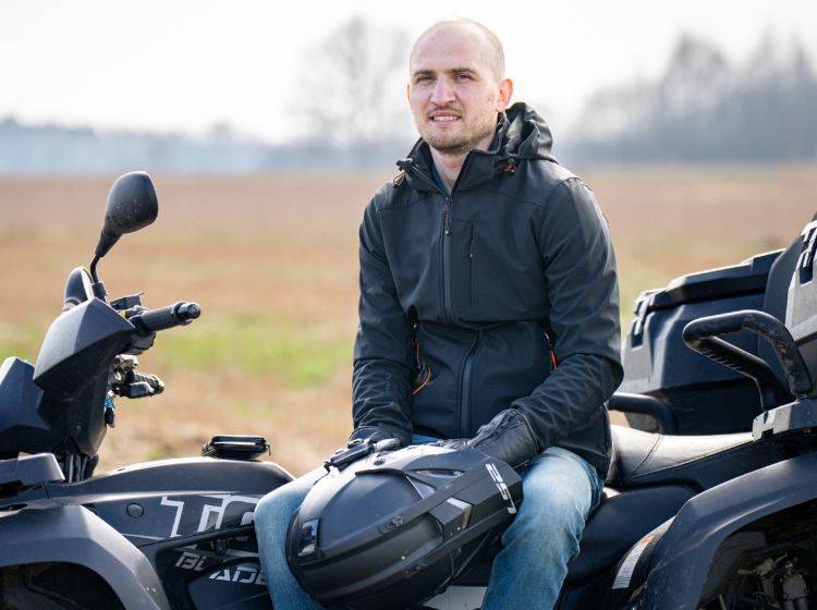 Rolnik szuka żony Rafał 32 lata