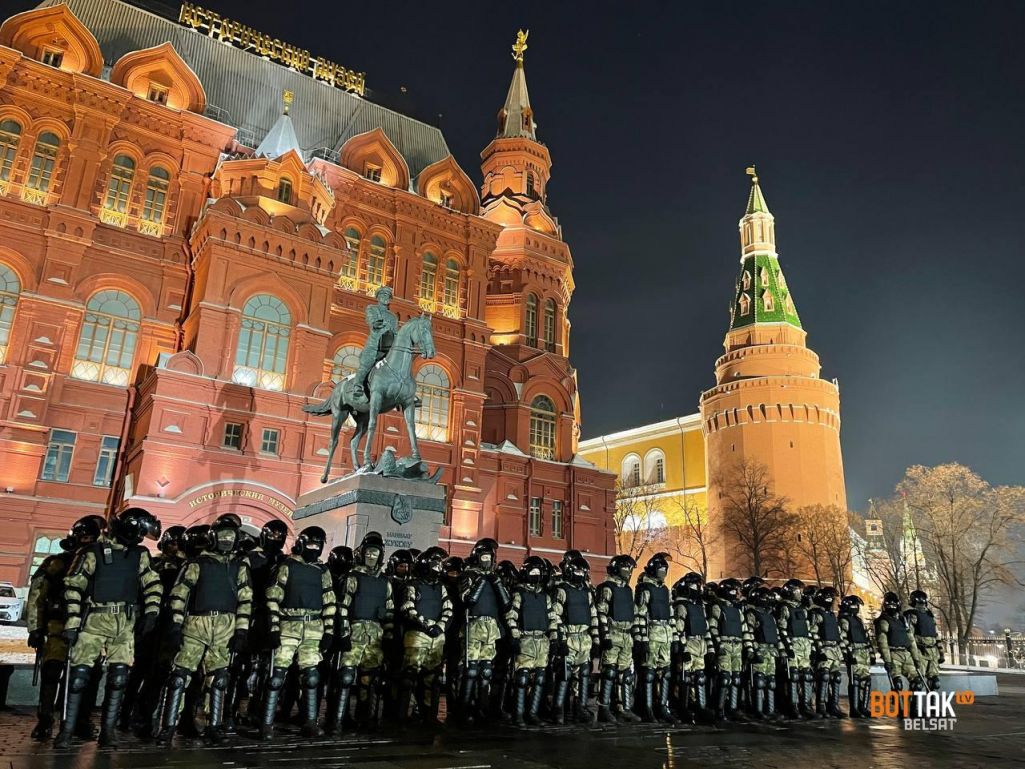 Сілавікі на Манежнай плошчы ў Маскве, Расея. 2 лютага 2021 года. (Фота: Міця Кажурын / Вот Так / Белсат)