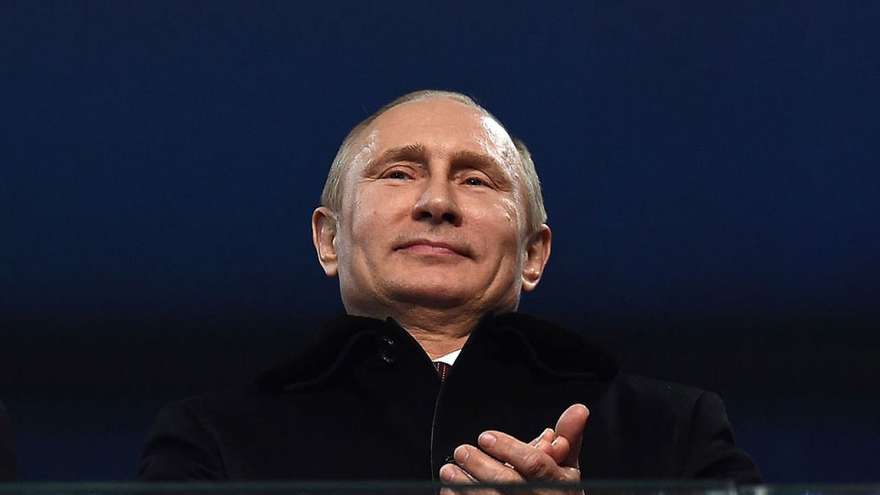 Wywołał kryzys energetyczny, teraz chce na nim zarobić. Władimir Putin (fot. Pascal Le Segretain/Getty Images)