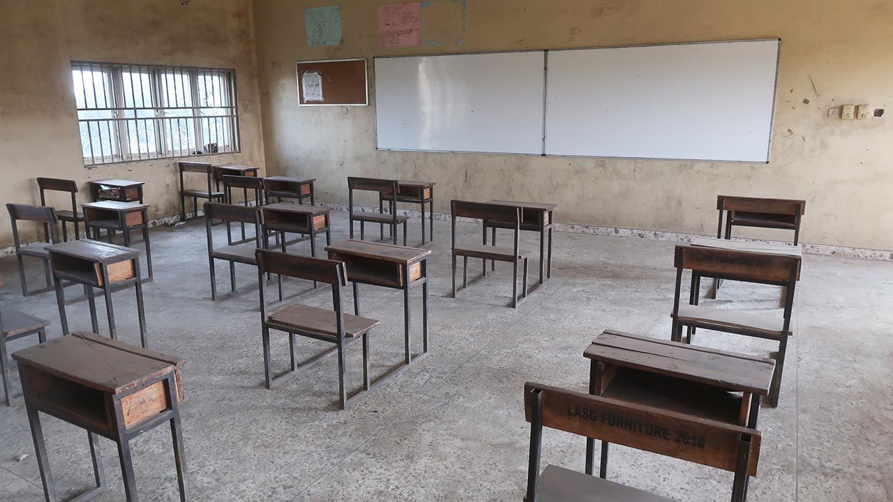 Nadal nie jest znany los 317 uczennic szkoły w stanie Zamfara, które uprowadzono w piątek (fot. Adekunle Ajayi/NurPhoto via Getty Images)