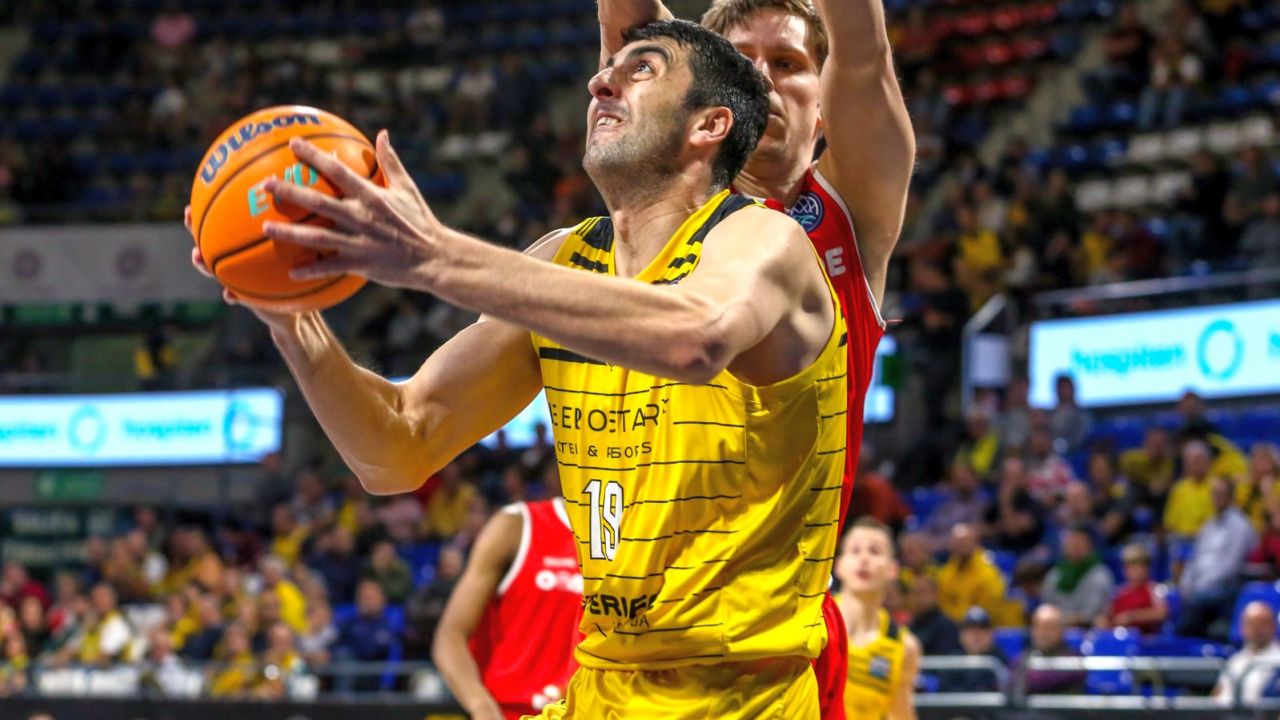 Koszykówka. Liga Mistrzów FIBA. Iberostar i Dijon ...