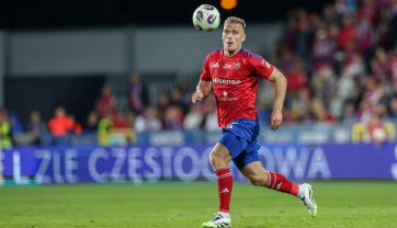 Oskar Repka strzelił dwie bramki w hitowym meczu PKO BP Ekstraklasy pomiędzy Rakowem Częstochowa i Jagiellonią Białystok, zapewniając wygraną częstochowskiej drużynie (fot. Getty Images) 