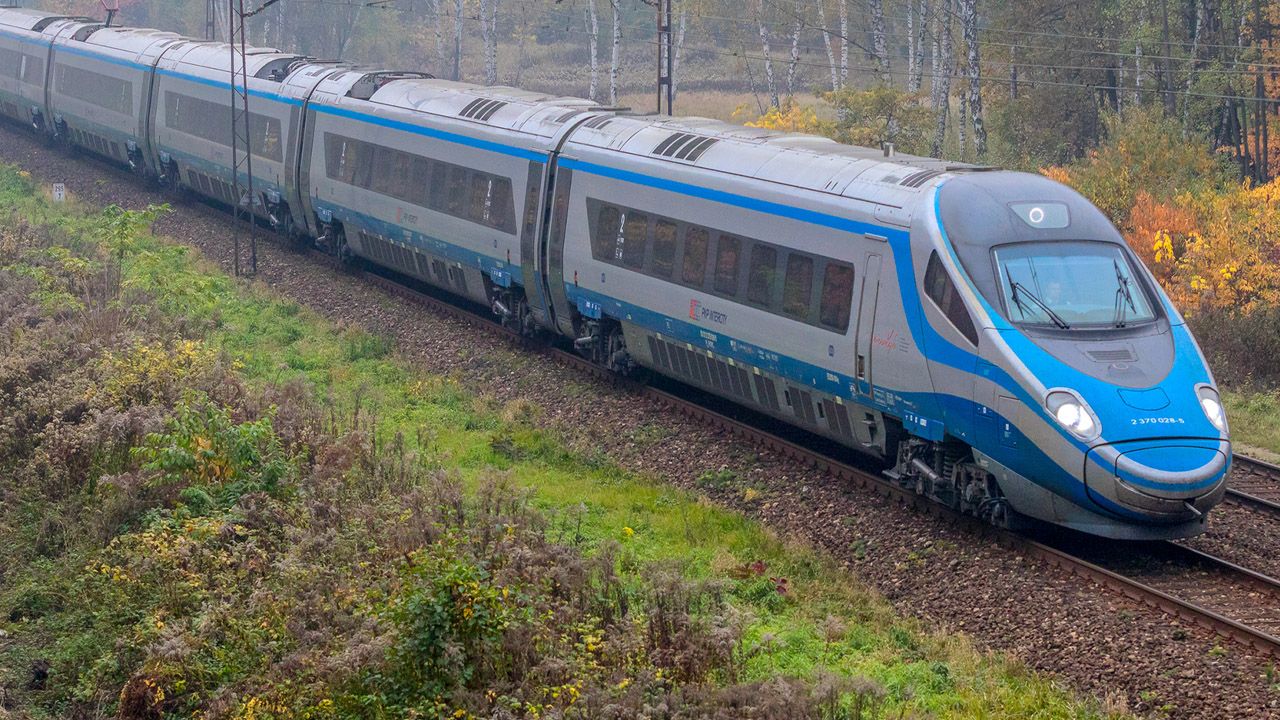 Pendolino zdobywa Tatry. Historyczny przejazd za 1 zł
