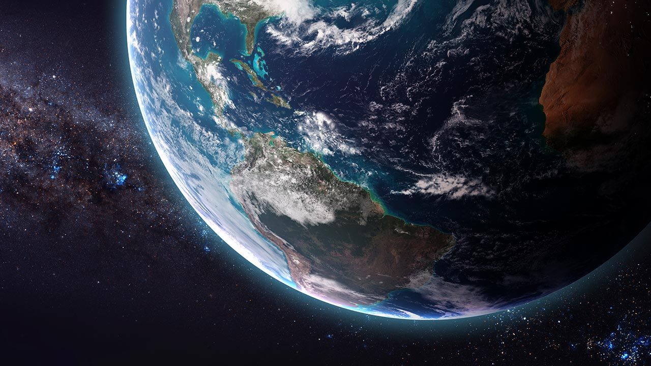 Aby zrozumieć początki życia na Ziemi, trzeba poznać i zrozumieć środowisko, gdzie się to wszystko odbywało (fot. Shutterstock/Vadim Sadovski)