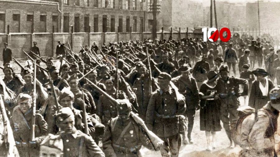 Sierpień 1920 rok. Polscy żołnierze wyruszają na front. Fot. Wkimedia