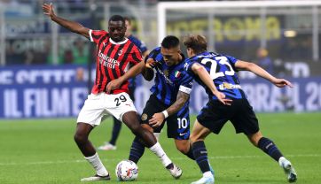 Youssouf Fofana, Lautaro Martinez i Nicolo Barella (fot. Getty Images)