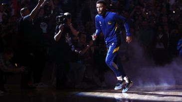 Stephen Curry – postać numer jeden i największa gwiazda mistrzowskich Warriors (fot. Getty Images)