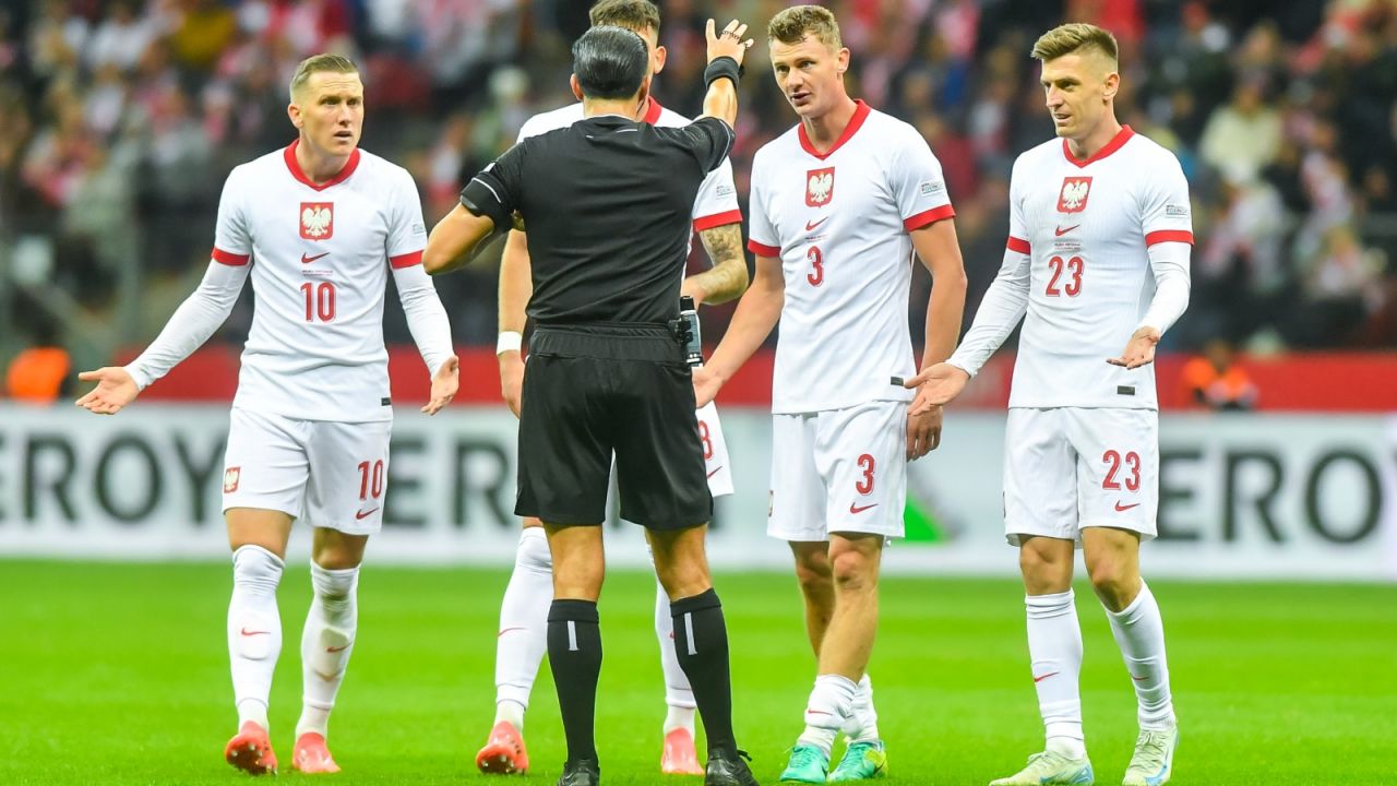 Reprezentacja Polski zremisowała 3:3 z Chorwacją, ale biało-czerwoni okupili spotkanie kontuzjami Dawidowicza i Zielińskiego (fot: PAP)