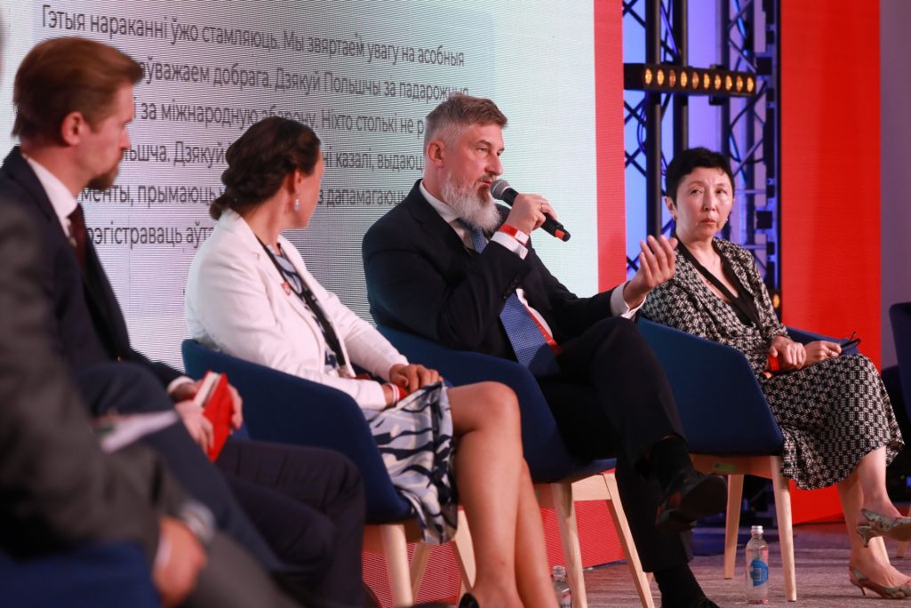 Артур Міхальскі. Канферэнцыя "Новая Беларусь". Літва. Вільня. 3 жніўня 2024 года. Фота: Белсат
