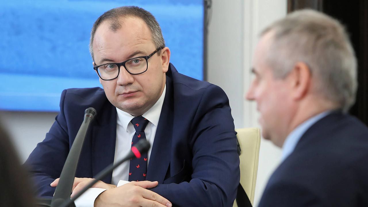 Gdy spojrzymy do ustawy o stanach nadzwyczajnych, to wszystkie przesłanki są ku temu spełnione – mówił kilka tygodni temu (fot. PAP/Wojciech Olkuśnik) Gdy spojrzymy do ustawy o stanach nadzwyczajnych, to wszystkie przesłanki są ku temu spełnione – mówił kilka tygodni temu (fot. PAP/Wojciech Olkuśnik)