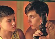 na-wschod-od-hollywood-piranie