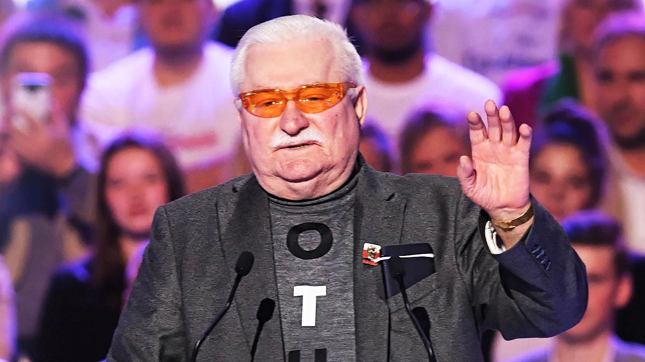 Szczepieniu poddał się „bez większego przekonania” (fot. PAP/Radek Pietruszka) Szczepieniu poddał się „bez większego przekonania” (fot. PAP/Radek Pietruszka)