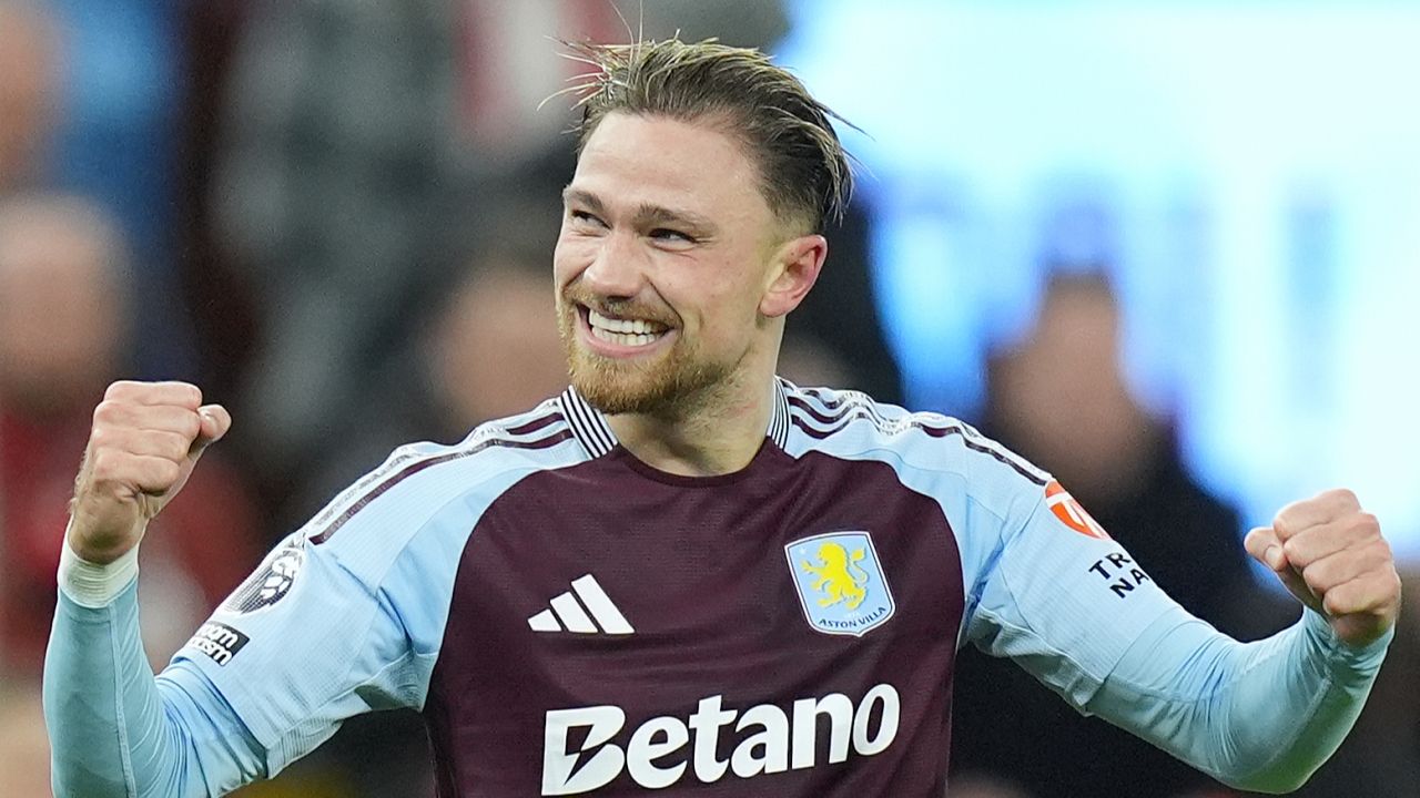 Radość Matty'ego Casha po bramce w spotkaniu z Brentford (fot. Getty).