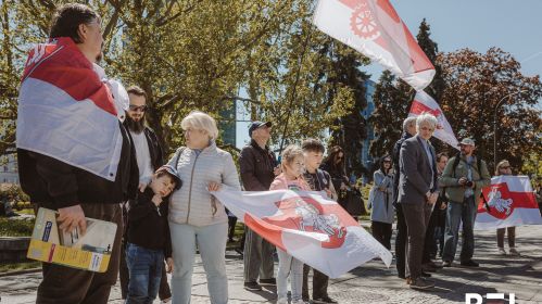 Митинг памяти жертв катастрофы на Чернобыльской АЭС. 26 апреля 2025 года. Варшава, Польша. Фото: Белсат