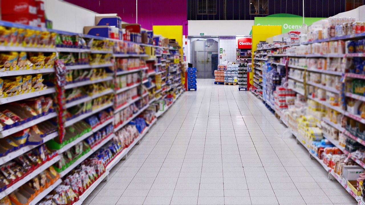 Od 2020 r. zakaz handlu nie obowiązuje jedynie w siedem niedziel w roku (fot. Shutterstock) Od 2020 r. zakaz handlu nie obowiązuje jedynie w siedem niedziel w roku (fot. Shutterstock)