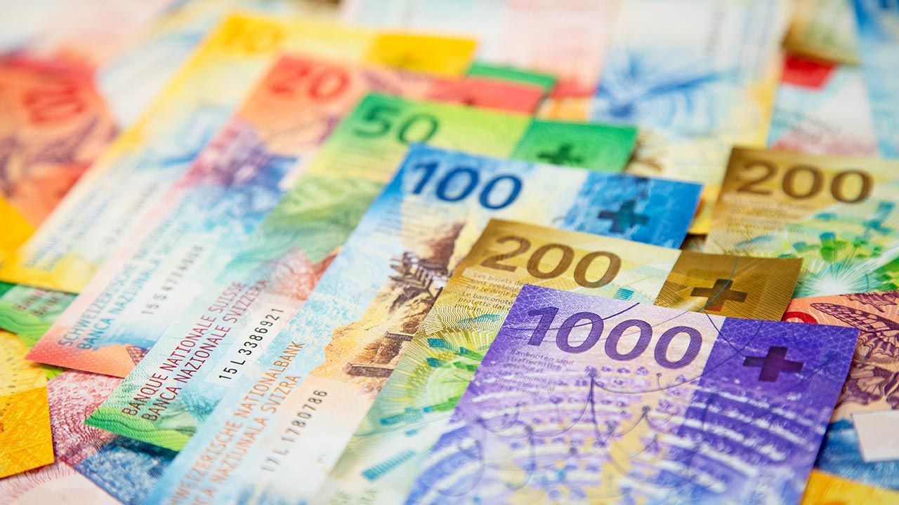 Sądy krajowe mają chronić konsumentów przez szkodliwymi skutkami unieważnienia umowy (fot. Shutterstock/Natali Glado)