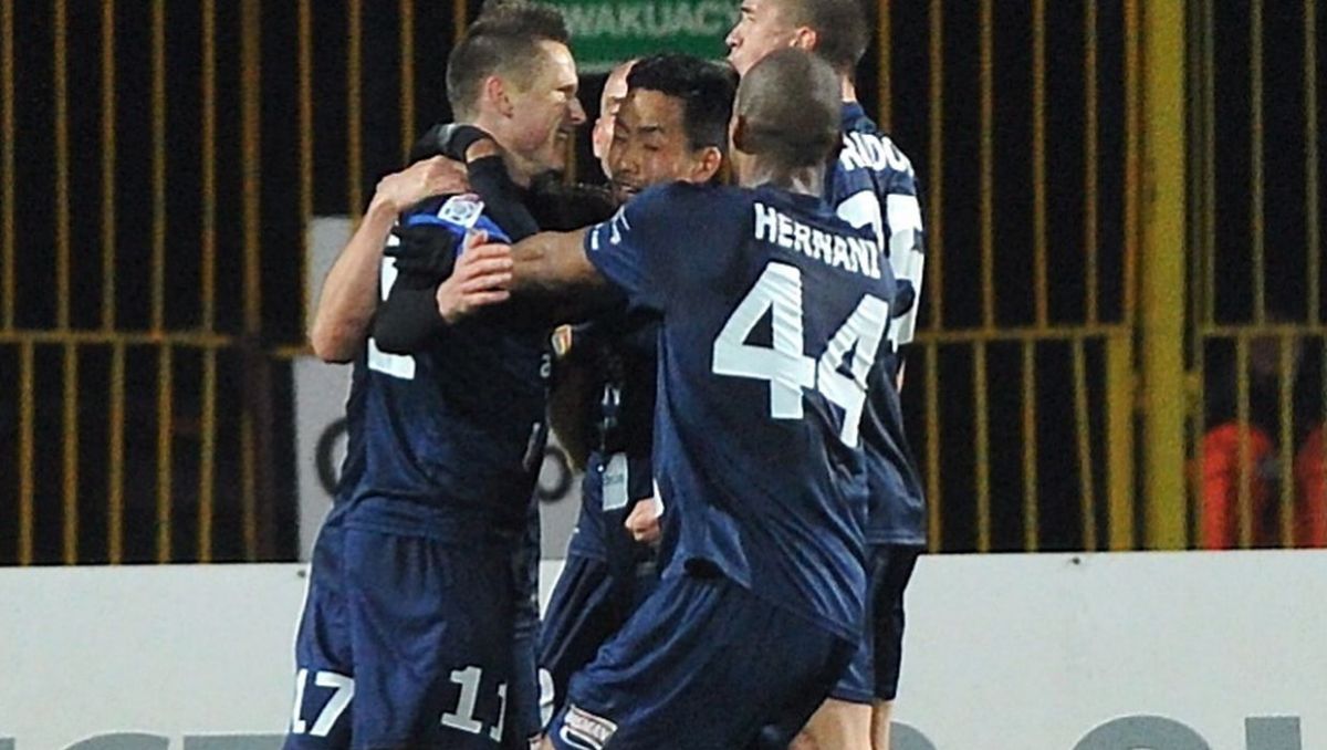 Radość piłkarzy Pogoni Szczecin (fot. PAP/Marcin Bielecki) Radość piłkarzy Pogoni Szczecin (fot. PAP/Marcin Bielecki)