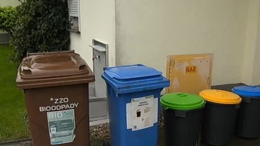Jak prawidłowo segregować szkło i bioodpady? (fot. TVP3 Poznań)