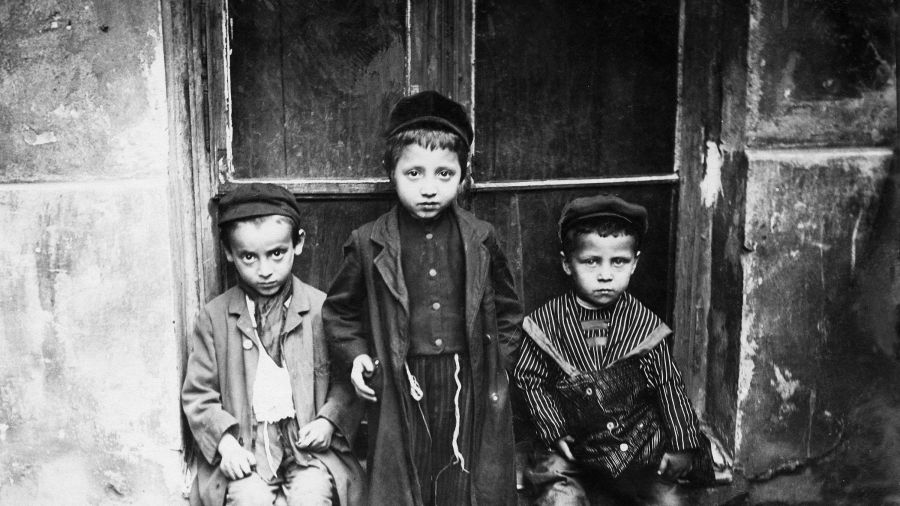 Dzieci żydowskie w Warszawie - około 1906 r. Fot. Ullstein bild / ullstein bild via Getty Images