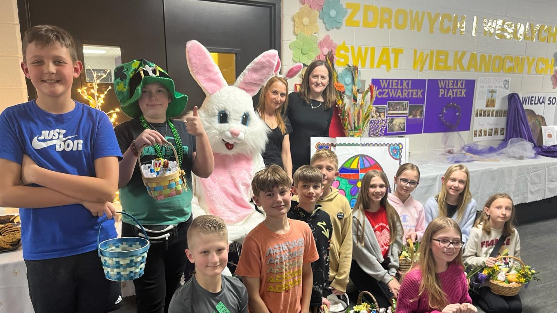 Święta Zmartwychwstania Pańskiego w Polskiej Szkole im. Jana Brzechwy w Tinley Park, fot. Krystyna Skoczeń