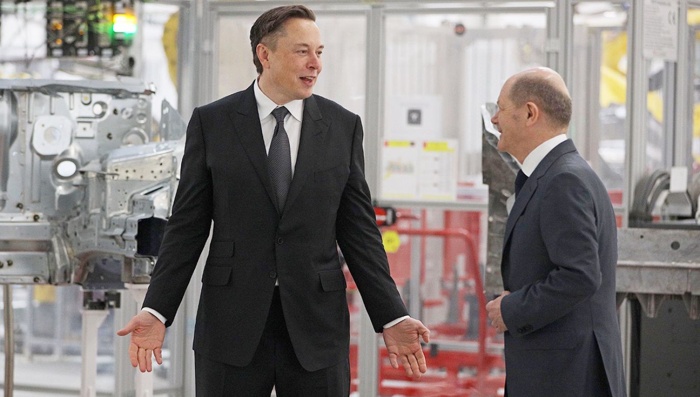 Elon Musk i Olaf Scholz (fot.  Christian Marquardt - Pool/Getty Images)