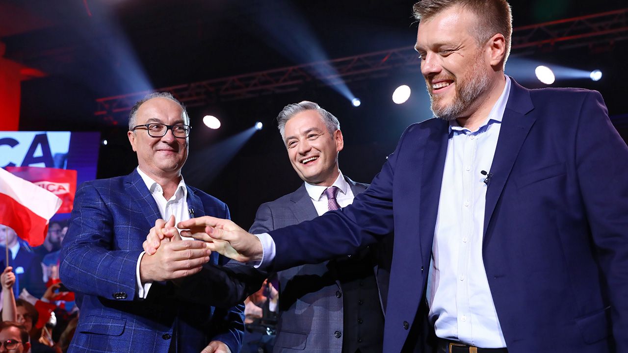 Swoje role w sztabie Biedronia będą pełnić również szef SLD Włodzimierz Czarzasty i lider Lewicy Razem Adrian Zandberg (fot. arch. PAP/Rafał Guz) Swoje role w sztabie Biedronia będą pełnić również szef SLD Włodzimierz Czarzasty i lider Lewicy Razem Adrian Zandberg (fot. arch. PAP/Rafał Guz)