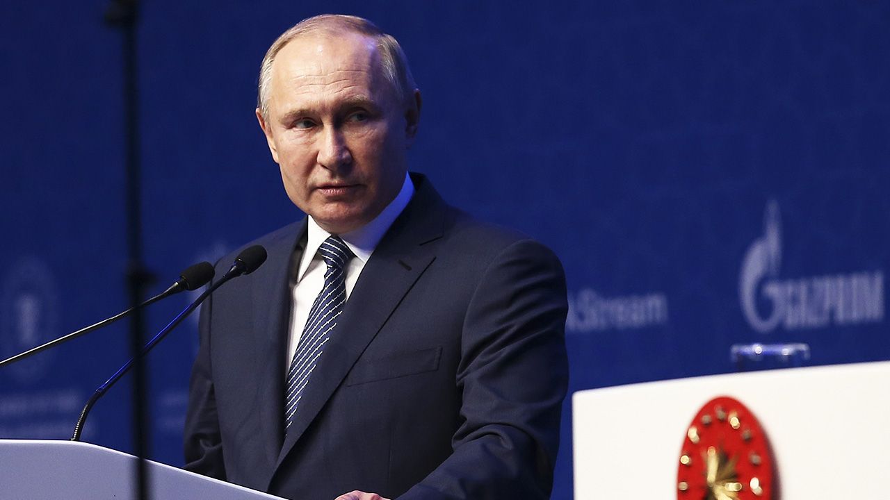 Niemieckie media o sytuacji prezydenta Rosji (fot. Arif Hudaverdi Yaman/Anadolu Agency via Getty Images) Niemieckie media o sytuacji prezydenta Rosji (fot. Arif Hudaverdi Yaman/Anadolu Agency via Getty Images)