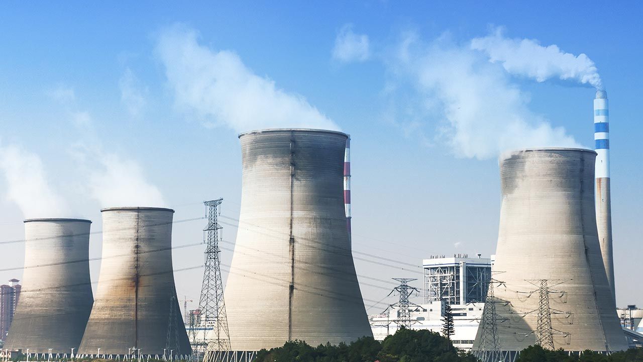 EDF chce wybudować w Polsce nawet sześć bloków jądrowych (fot. Shutterstock/hxdyl)