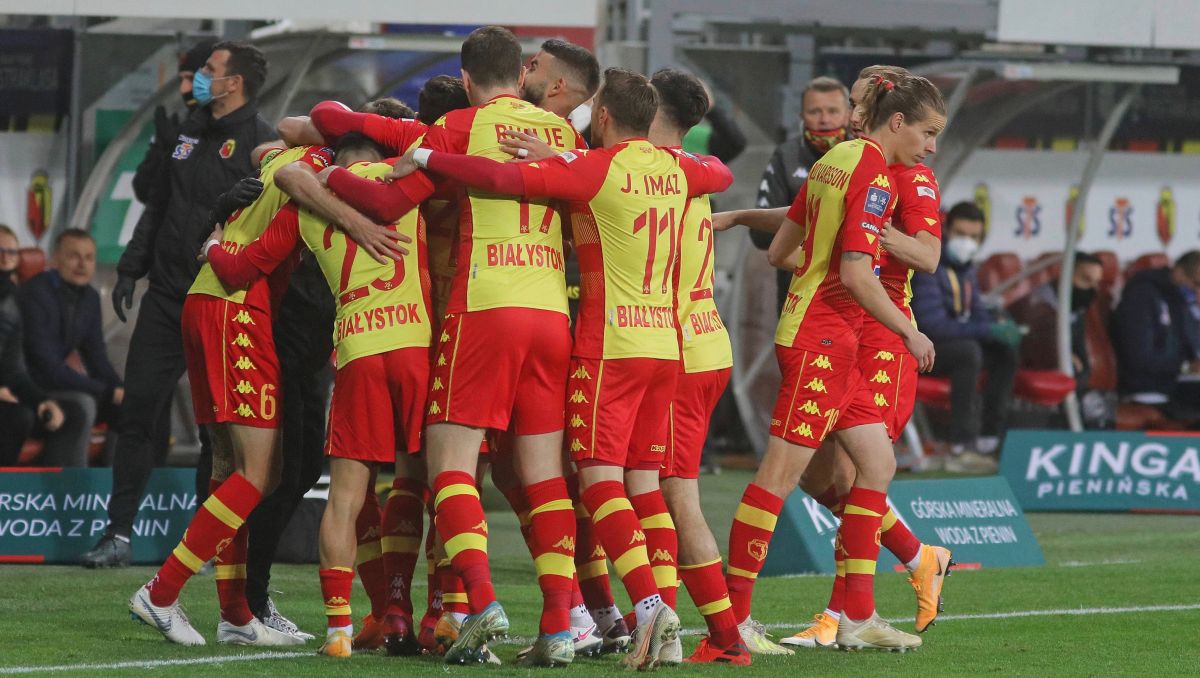 Jagiellonia Bialystok Nie Bedzie Miala Gdzie Grac Szpital Zamiast Obiektu I Mecze Na Legii Sport Tvp Pl