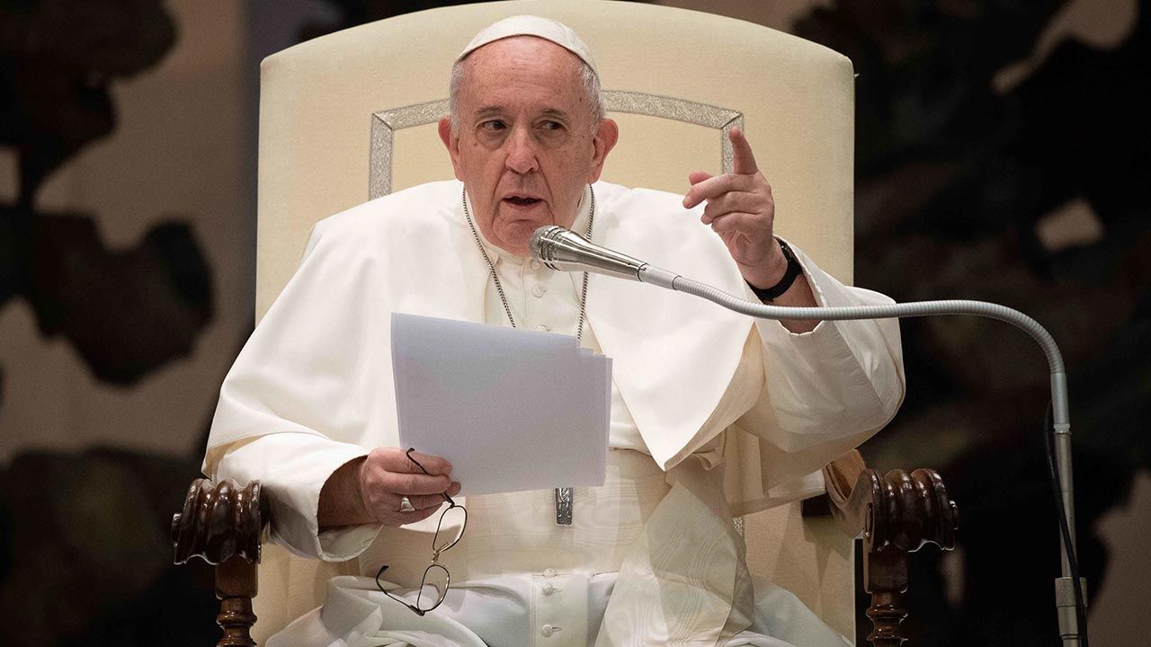Wyprodukowano film, w którym przedstawiono podejście Franciszka do osób homoseksualnych (fot. PAP/EPA/VATICAN MEDIA HANDOUT) Wyprodukowano film, w którym przedstawiono podejście Franciszka do osób homoseksualnych (fot. PAP/EPA/VATICAN MEDIA HANDOUT)