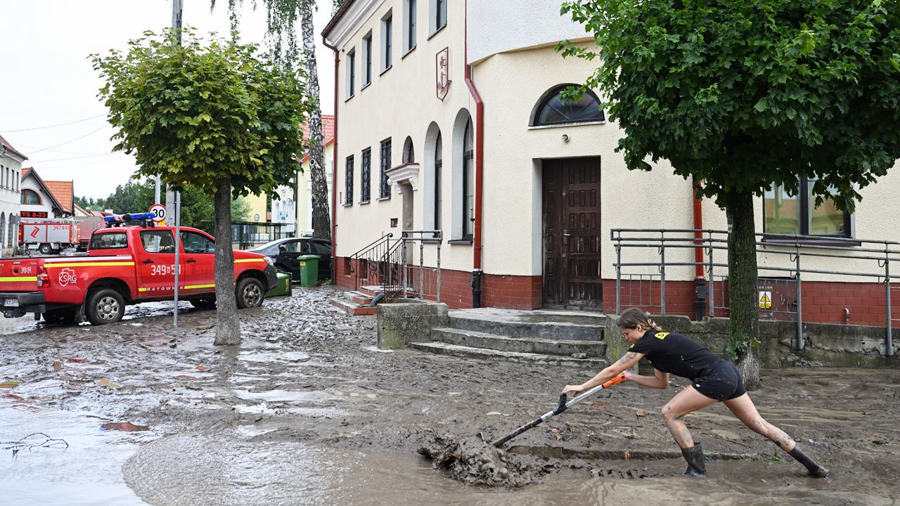 Groźna pogoda w Polsce. Alerty meteorologiczne i hydrologiczne