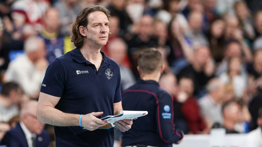 Stephane Antiga ostatnio prowadził żeńską drużynę KS DevelopRes Rzeszów (fot. JAKUB KOFLUK / FotoNews / Forum)