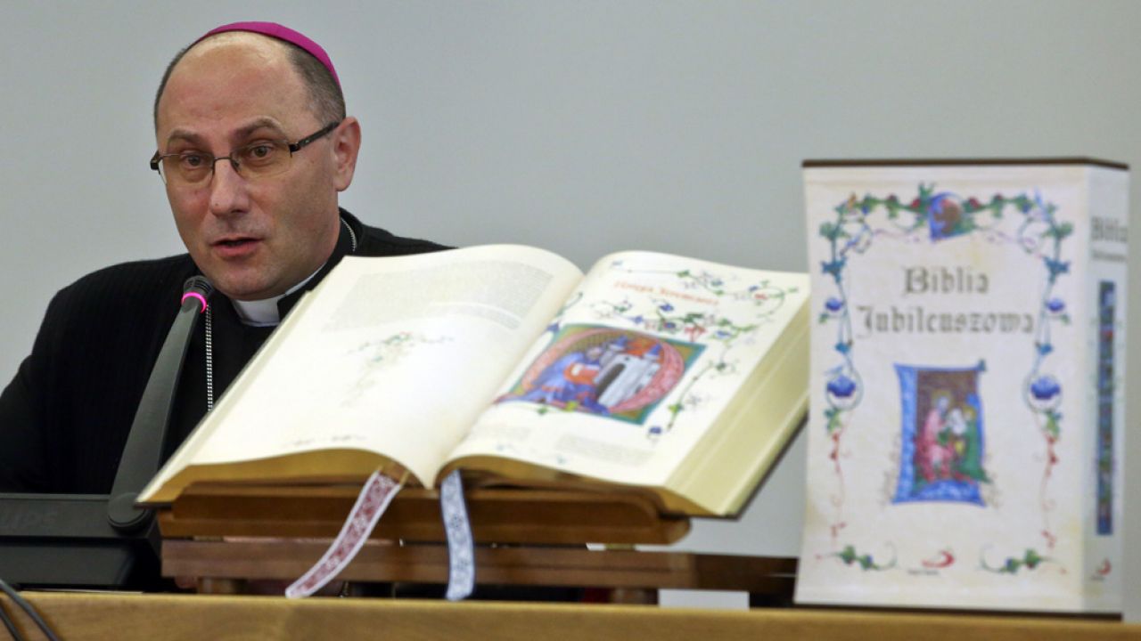 Prymas Polski abp Wojciech Polak, podczas prezentacji Biblii Jubileuszowej (fot. PAP/Rafał Guz) Prymas Polski abp Wojciech Polak, podczas prezentacji Biblii Jubileuszowej (fot. PAP/Rafał Guz)