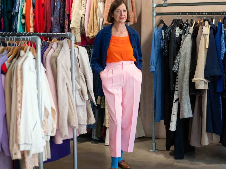 Extreme 'hustling' trend upsets Victoria secondhand clothing