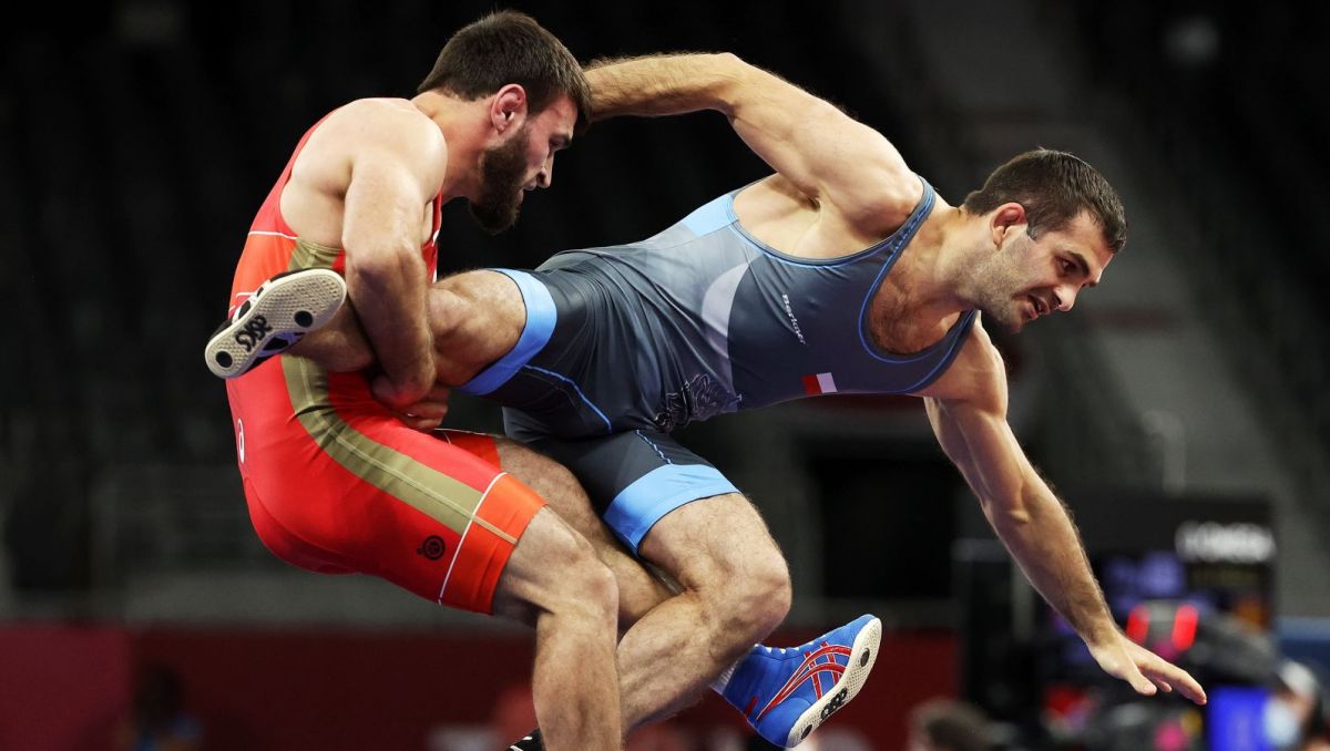 Magomedmurad Gadżijew (z prawej) (fot. PAP/EPA) Magomedmurad Gadżijew (z prawej) (fot. PAP/EPA)