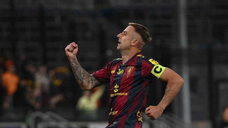 Grosicki show! Pogoń wygrywa z Motorem (fot. PAP/MArcin Bielecki)