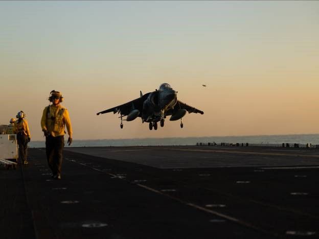 Здымак мае ілюстрацыйны характар. Вайсковы самалёт «AV-8B Harrier» пры (Фота: U.S. Central Command / X)