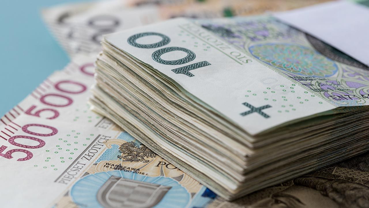 Oskarżony od stycznia 2016 r. do stycznia 2018 r. miał zatajać rzeczywistą wartość sprzedawanych produktów (fot. Shutterstock/Andrzej Rostek) Oskarżony od stycznia 2016 r. do stycznia 2018 r. miał zatajać rzeczywistą wartość sprzedawanych produktów (fot. Shutterstock/Andrzej Rostek)