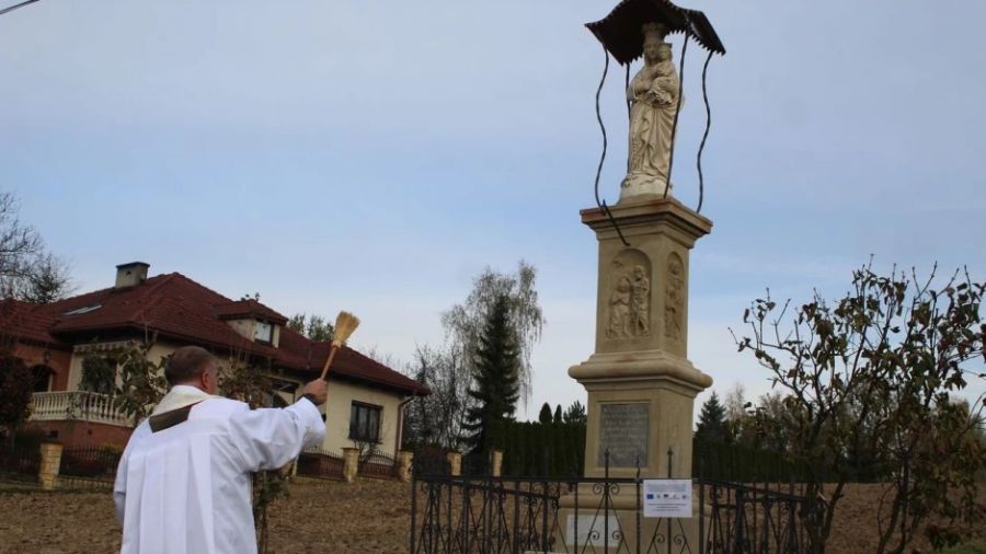 Kapliczka w Kalwarii Zebrzydowskiej 