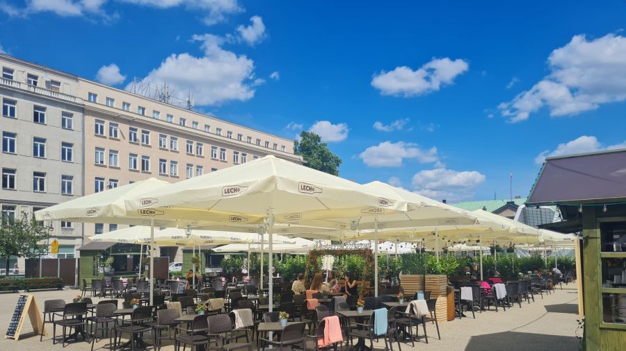 Ze względu na remont restauratorzy przenoszą ogródki (fot. Szymon Woźniak)