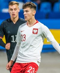 Karol Struski - pomocnik Raków Częstochowa, Polska