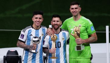 Emiliano Martinez nie wystąpi w najbliższych meczach reprezentacji Argentyny (fot. Getty Images)