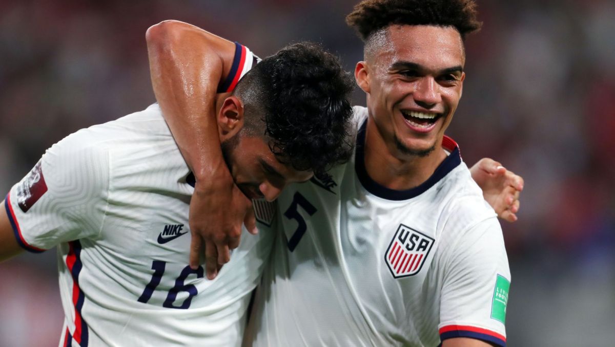 Ricardo Pepi, Antonee Robinson (fot. Getty Images) Ricardo Pepi, Antonee Robinson (fot. Getty Images)