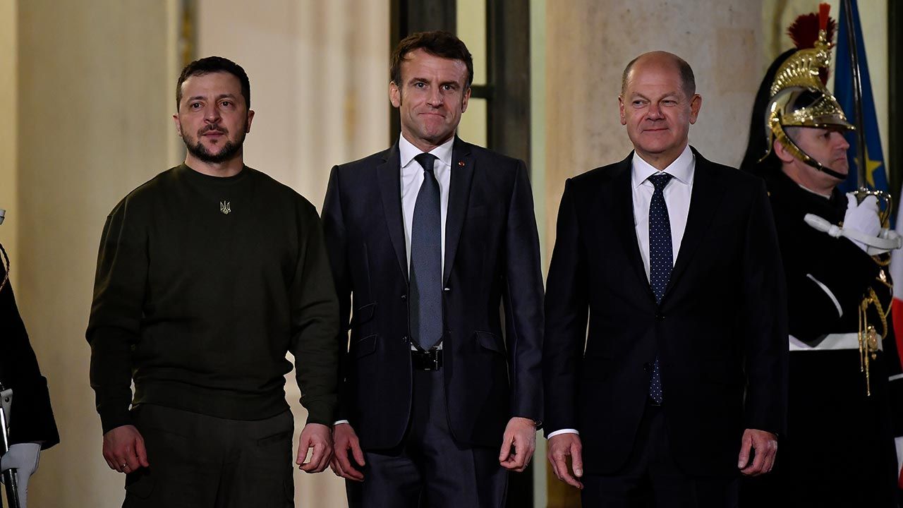 WSJ: Macron și Schulze l-au îndemnat pe Zelensky în februarie 2023 pentru discuții de pace cu Moscova